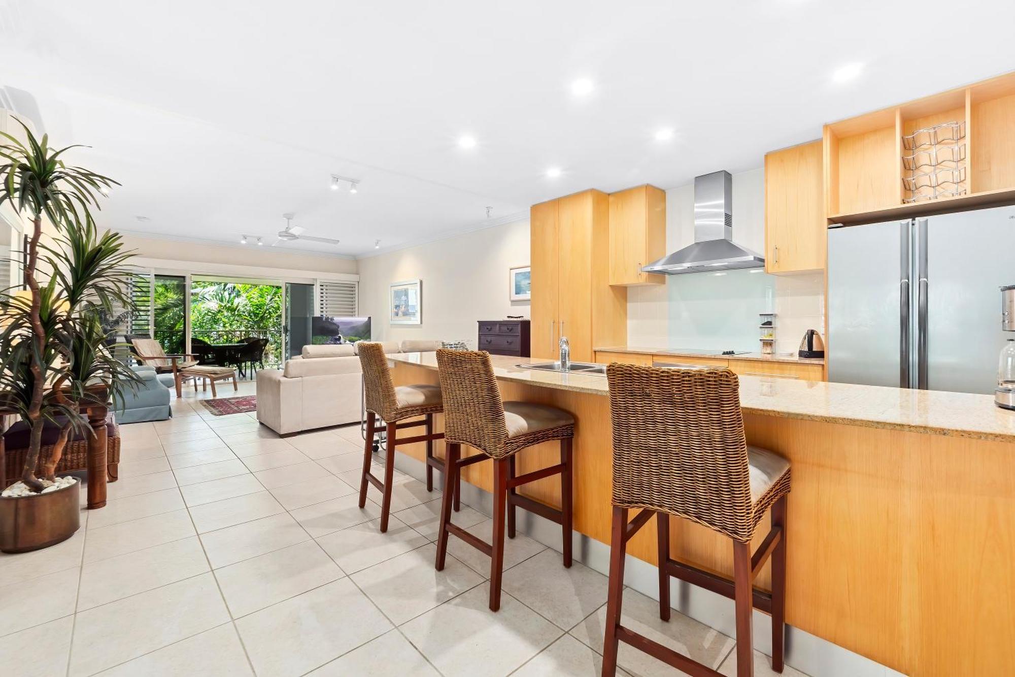 Arlington Apartments Клифтън Бийч Стая снимка