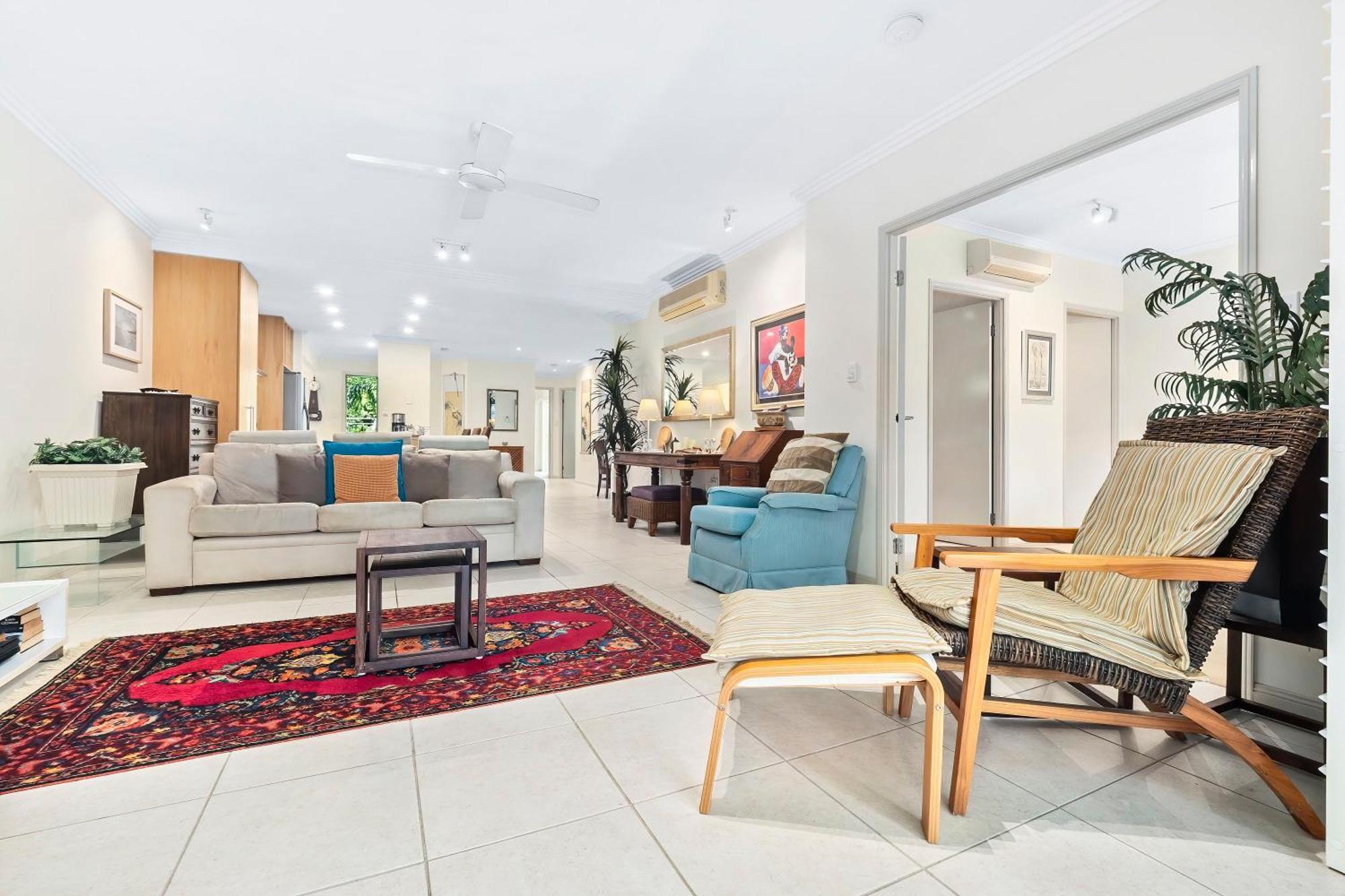 Arlington Apartments Клифтън Бийч Стая снимка
